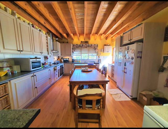 5 BEDROOM HOUSE FOR SALE IN PAROW NORTH